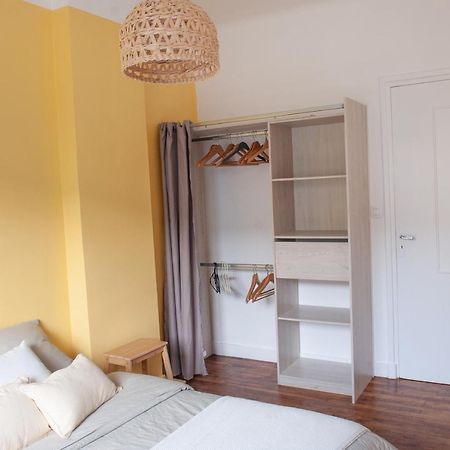 Appartement Spacieux Avec Balcon Et Parking Брест Екстериор снимка