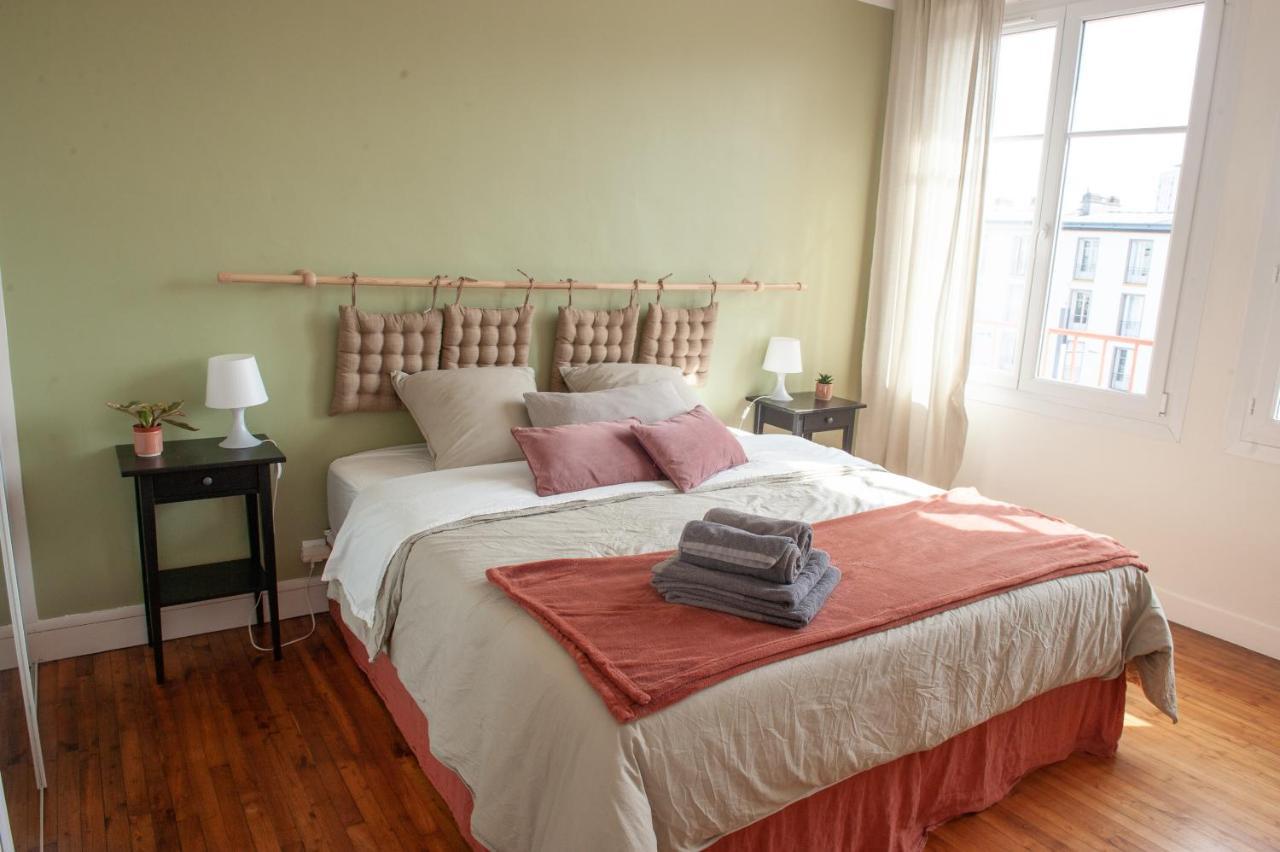 Appartement Spacieux Avec Balcon Et Parking Брест Екстериор снимка