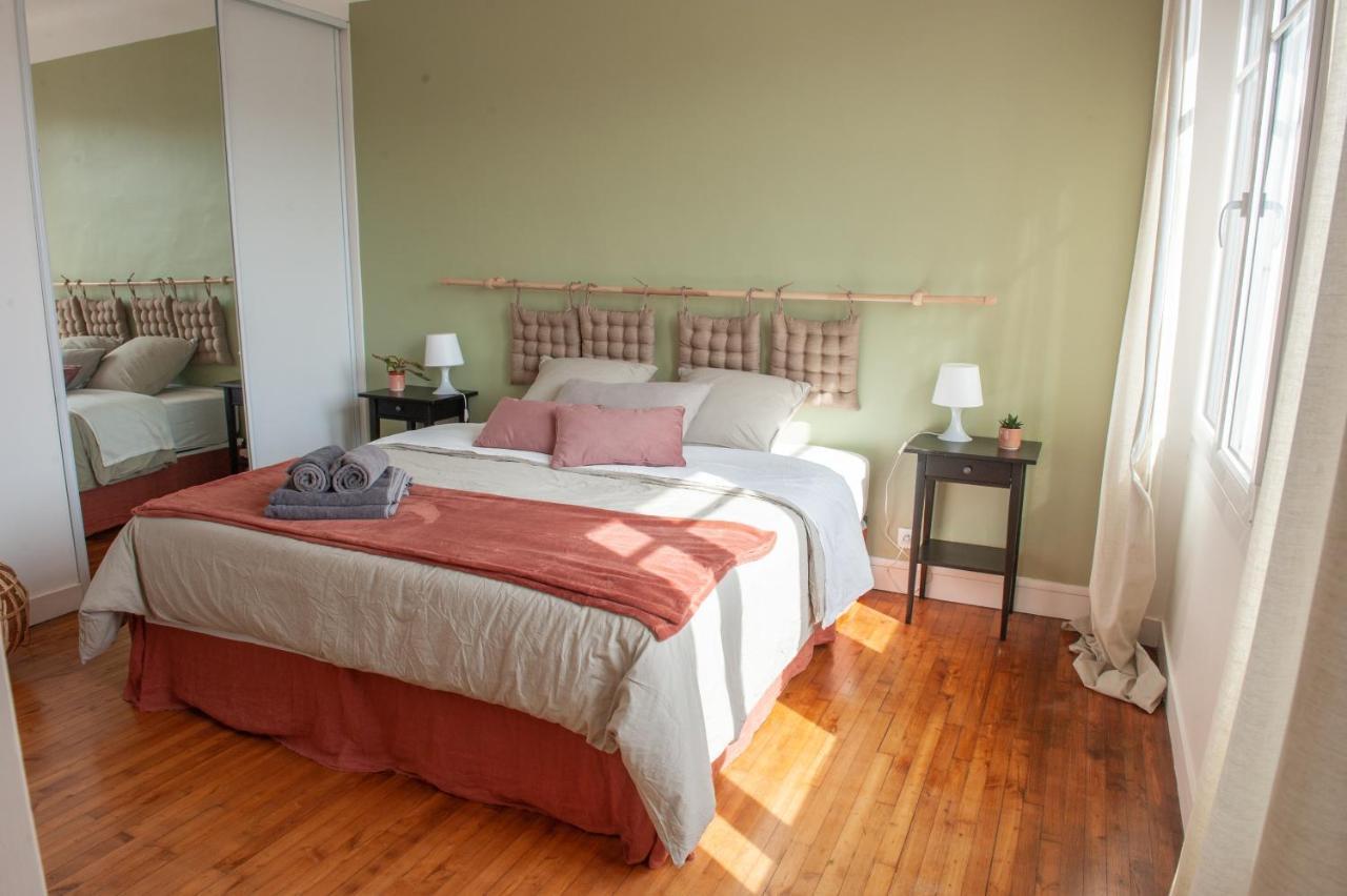 Appartement Spacieux Avec Balcon Et Parking Брест Екстериор снимка