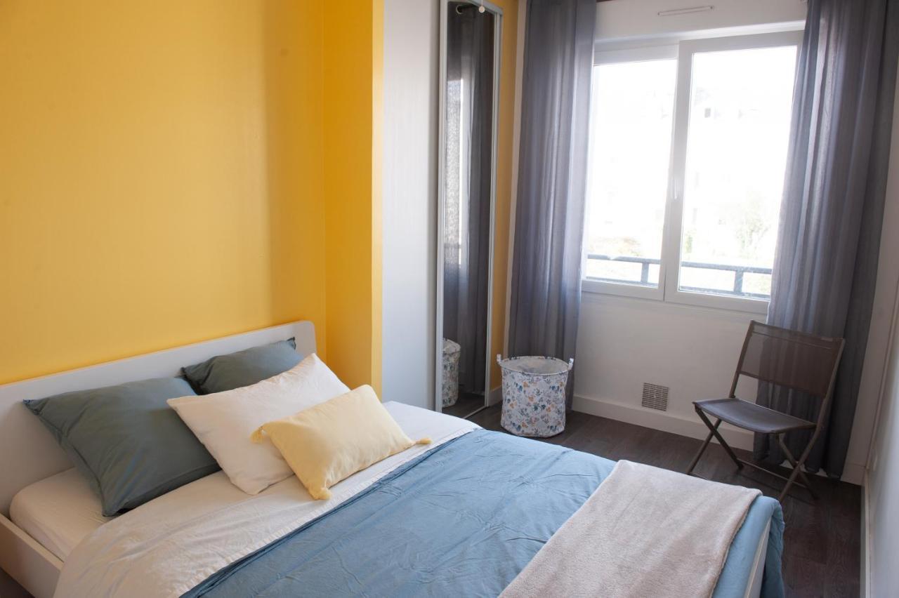 Appartement Spacieux Avec Balcon Et Parking Брест Екстериор снимка