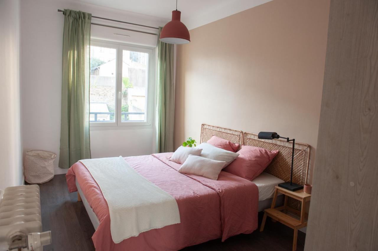 Appartement Spacieux Avec Balcon Et Parking Брест Екстериор снимка