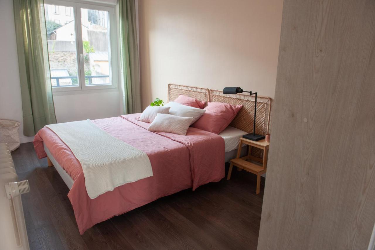 Appartement Spacieux Avec Balcon Et Parking Брест Екстериор снимка